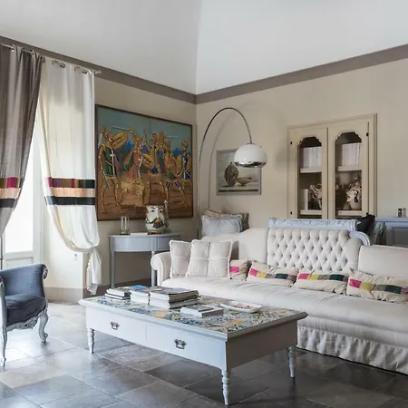 Jasmine Luxury House *