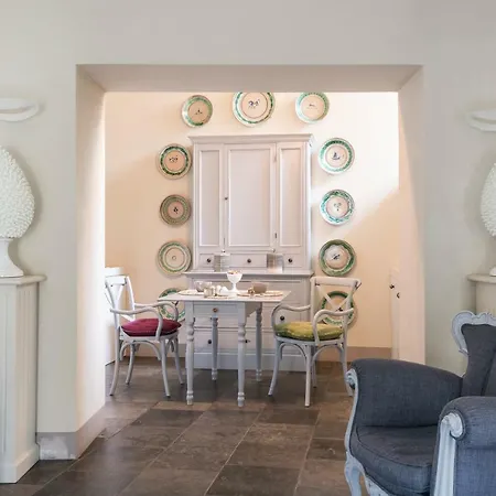 Jasmine Luxury House *